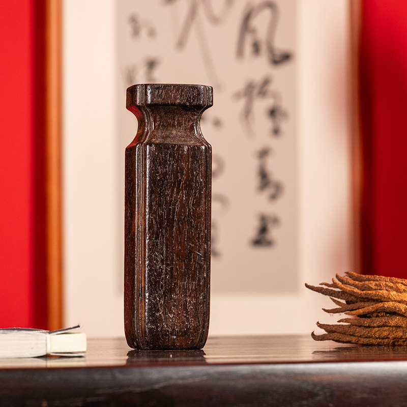 小叶紫檀海棠形花插摆件