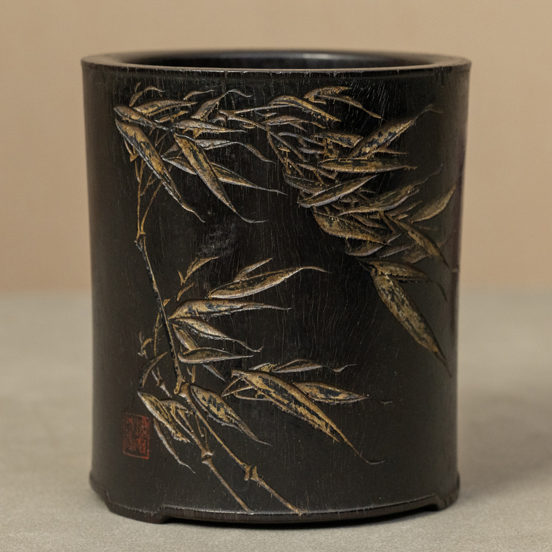 小叶紫檀阴刻风竹诗文笔筒