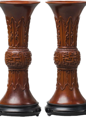 黄杨木雕蕉叶拐子纹花觚红木座