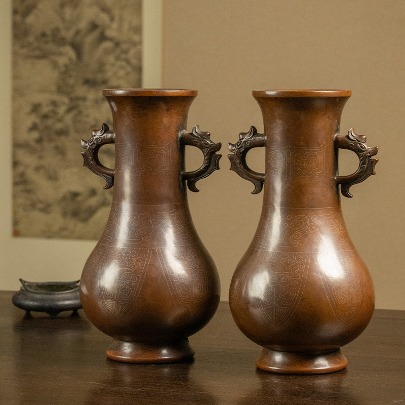 清代铜嵌银丝蕉叶纹双耳赏瓶（一对）古玩收藏铜制艺术品中式摆件