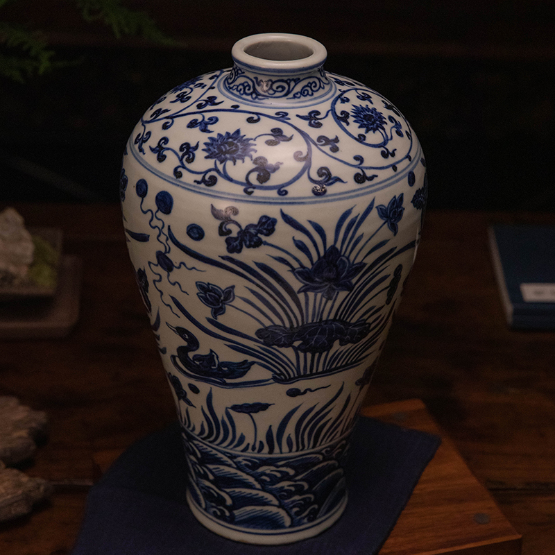 清代青花鸳鸯荷花纹梅瓶文玩古董瓷器艺术品收藏客厅中式花瓶摆件