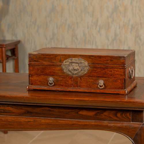 清早期黄花梨带屉文房箱