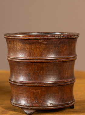 清早期黄花梨整挖三足弦纹香炉