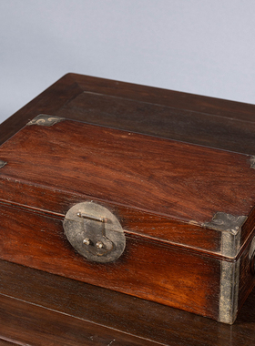 清代黄花梨铜包角文房箱