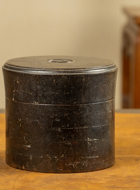 红木整挖朝珠盒文房盒摆件