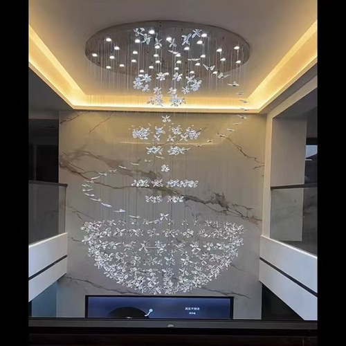 别墅复式楼客厅水晶吊灯楼梯中空圆球形现代简约挑空餐厅创意大气