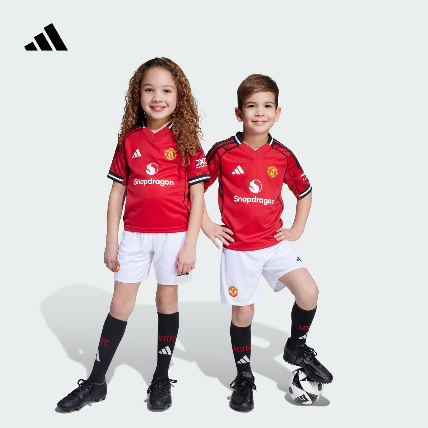 小童曼联主场速干圆领足球服套装儿童夏季adidas阿迪达斯官方