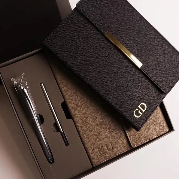 私人定制字母笔记本高档皮革笔记本钢笔套装年终礼品小众个性礼物