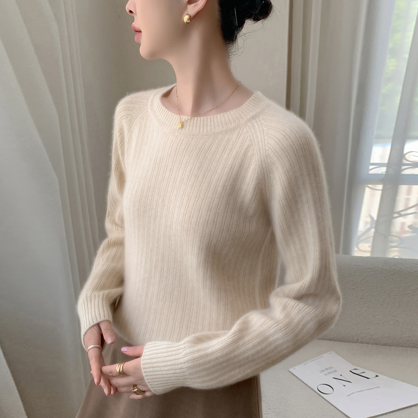 山羊绒衫女士圆领套头毛衣