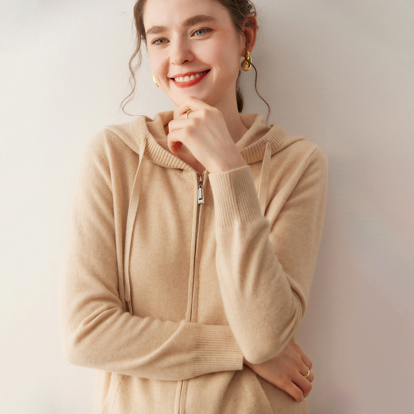 山羊绒开衫女连帽宽松针织衫