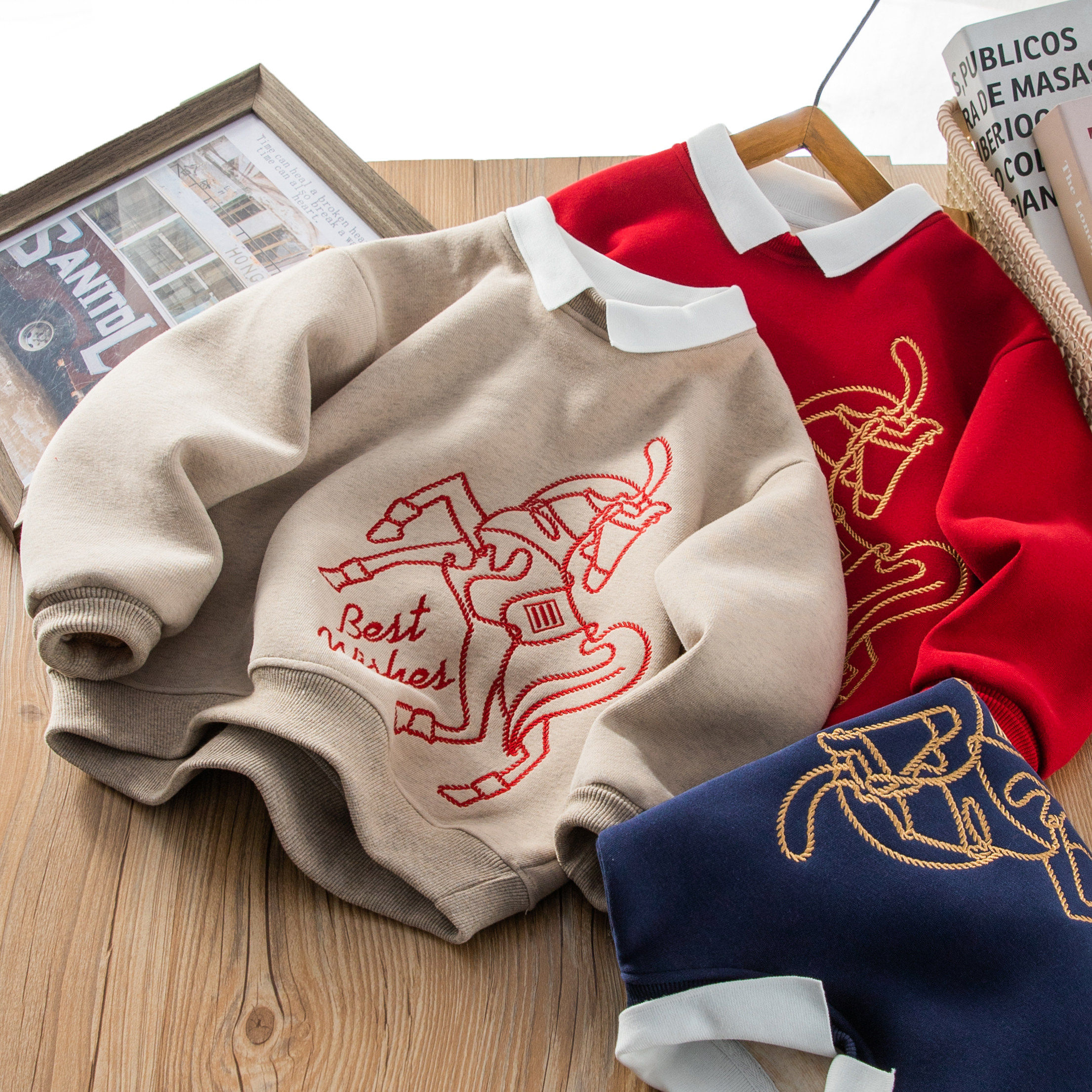 2025年服拜年服冬季中大童策马奔腾马年舒适卫衣男女童休闲百搭上