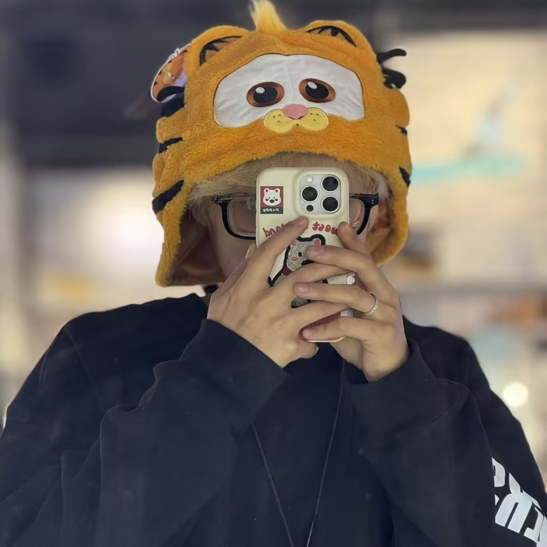 REV锐伍x加菲猫联名滑雪配件