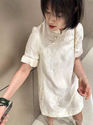 胖小妮的春天真丝提花盘扣连衣裙