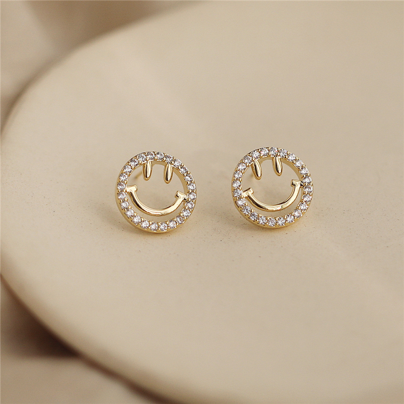 正能量微笑网红精致百搭风银针