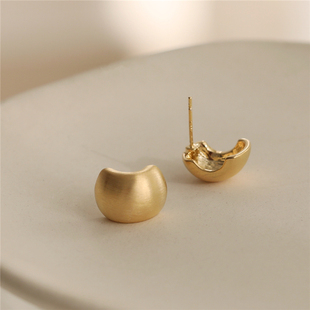 S925银针简约冷淡风豌豆拉丝耳钉女百搭气质韩国高级感耳环耳饰