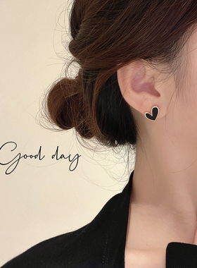 925银针独特爱心日常耳钉女秋冬高级感轻奢耳环小众设计感耳饰