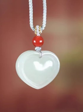 玉阅珠宝女和田玉天然吊坠