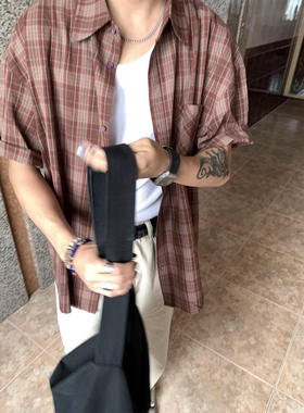 RonnShop夏季新款日系潮流复古宽松红色格子衬衣衬衫短袖