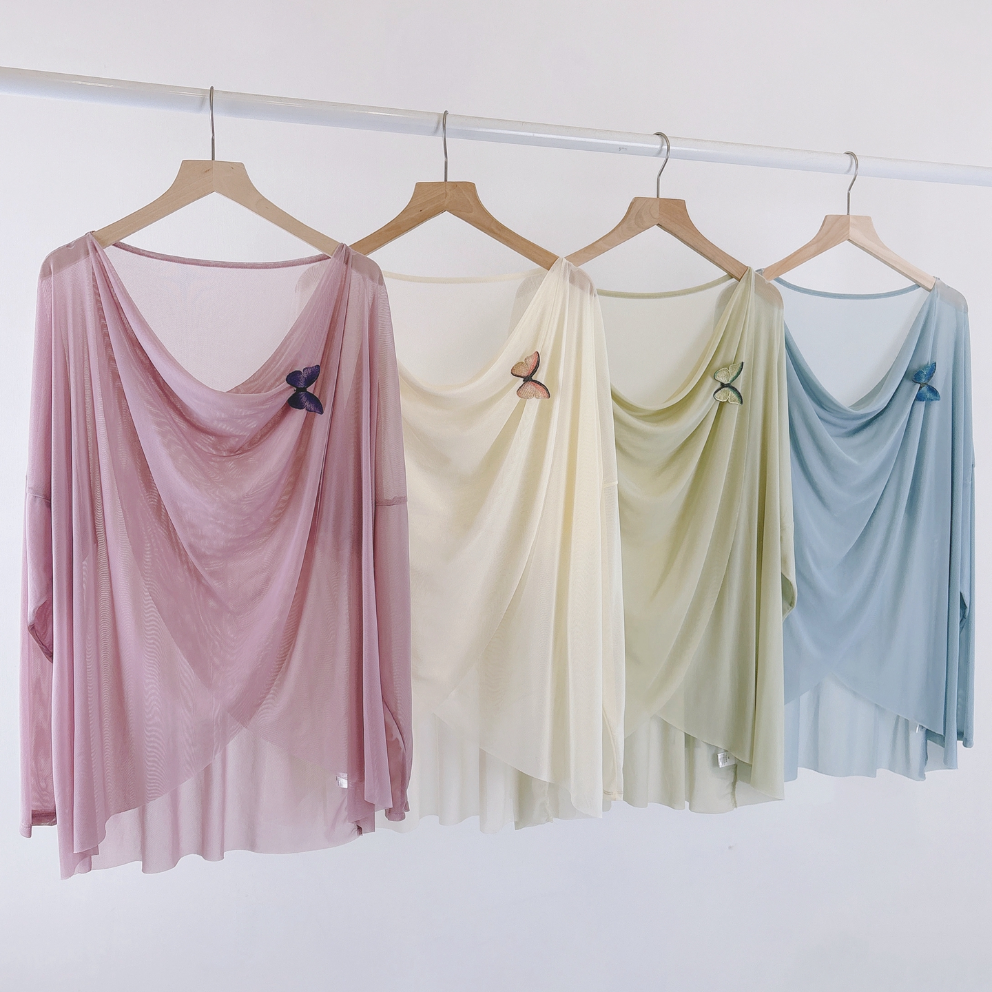 古典舞飘逸舞蹈服女长袖纱衣