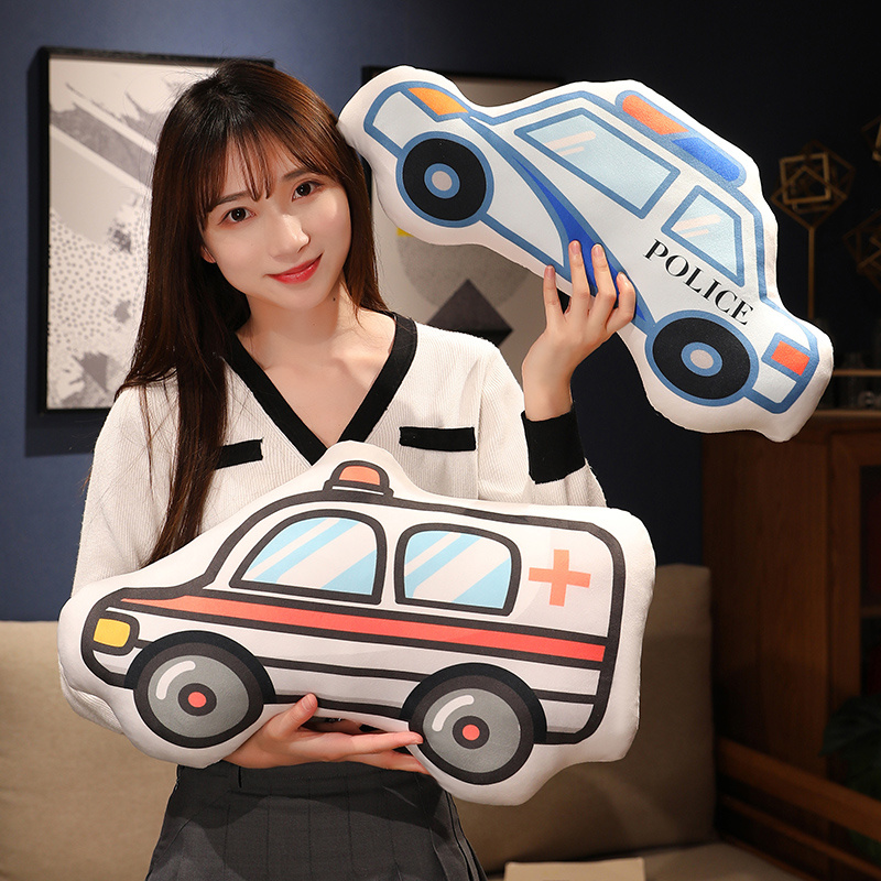 可爱小汽车抱枕儿童睡觉安抚靠枕