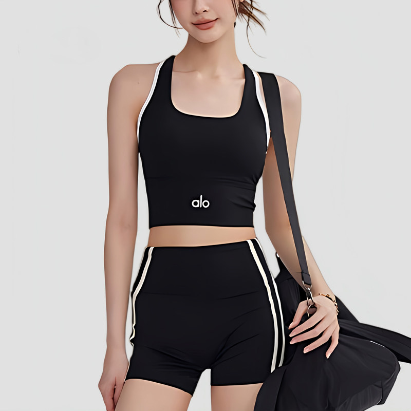 瑜伽服套装女夏季拼色工字运动背心短裤健身普拉提训练两件套
