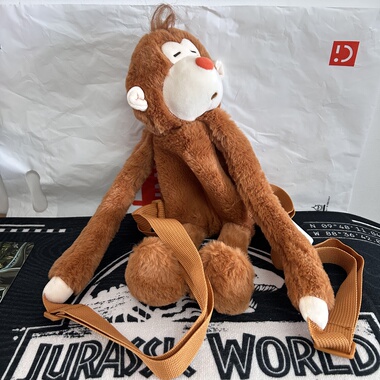 MALOU系列-小猴子双肩包&长手猴子玩偶挂饰名创优品MINISO公仔包