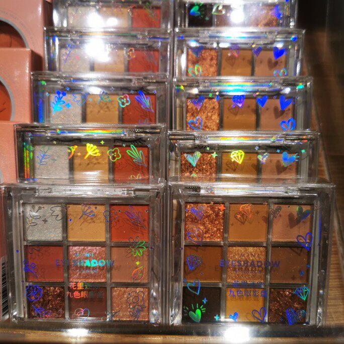 花里迷你九色&果子庄园十色眼影盘 名创优品miniso樱花奶糖