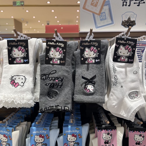 三丽鸥家族系列Y3K蕾丝蝴蝶结长袜短袜-HelloKitty名创优品MINISO