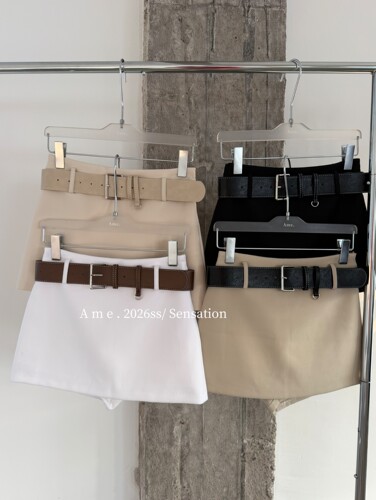 AME2026春夏新款韩版气质高腰显瘦A字包臀防走光短裙配皮带半身裙