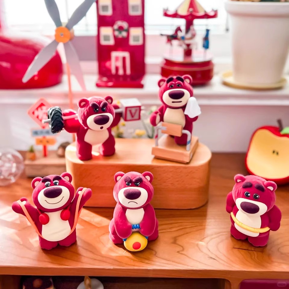 正版52TOYS草莓熊四代健身了解一下系列盲盒潮玩植绒公仔摆件礼物