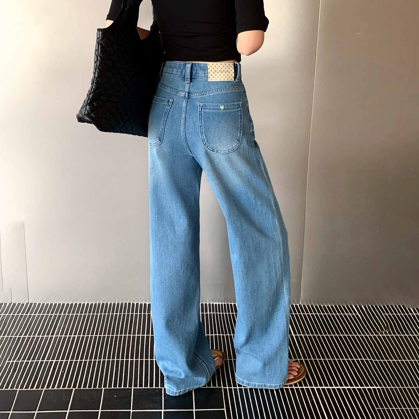 CKLY66922斯卡洛依窄版直筒牛仔裤女2026春新款高腰四面弹拖地裤