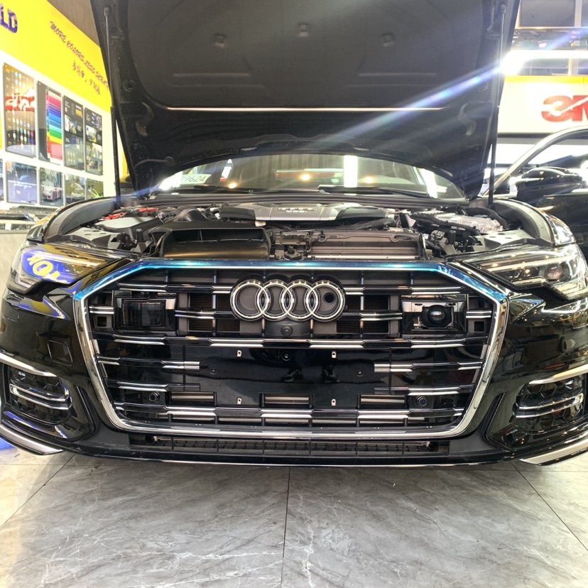 奥迪A6L C8 ACC自适应巡航 主动刹车 变道辅助 360全景 前交叉