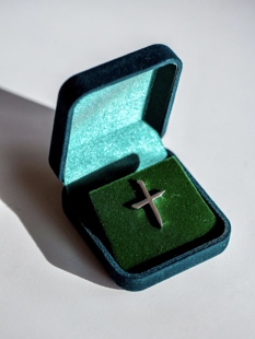 PRINCIPLE M 十周年限量纯银驳领针 LPIN-S10-OS