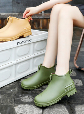 日系雨鞋女款成人防滑短筒雨靴厨房工作防水厚底加绒保暖水鞋女士