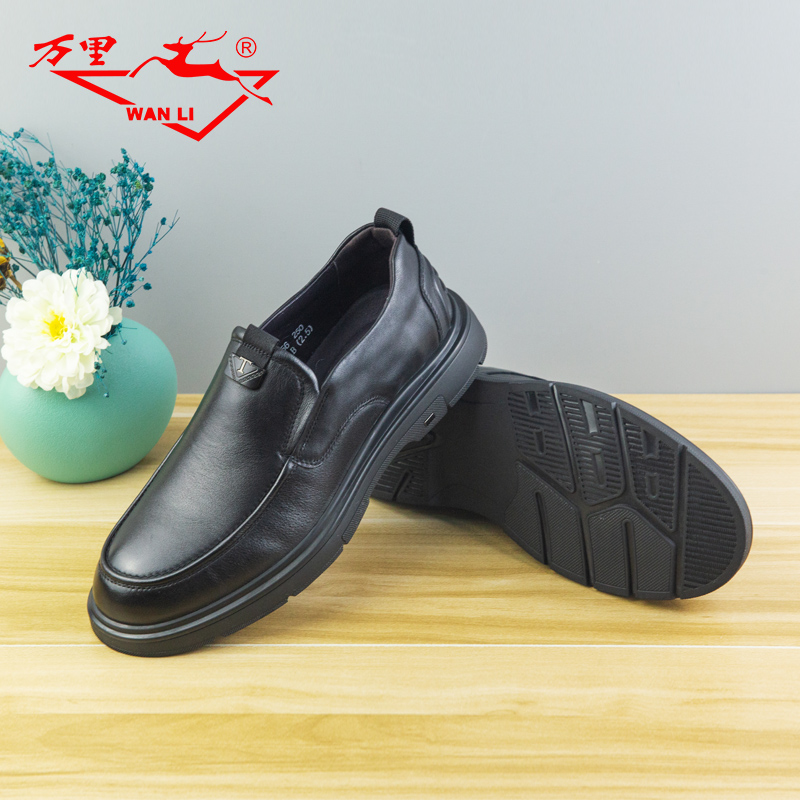 万里3.2cm休闲皮鞋简约牛皮革