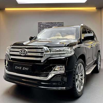 车致合金车模1:24兰德酷路泽越野车声光具电池车音乐模型摆件收藏