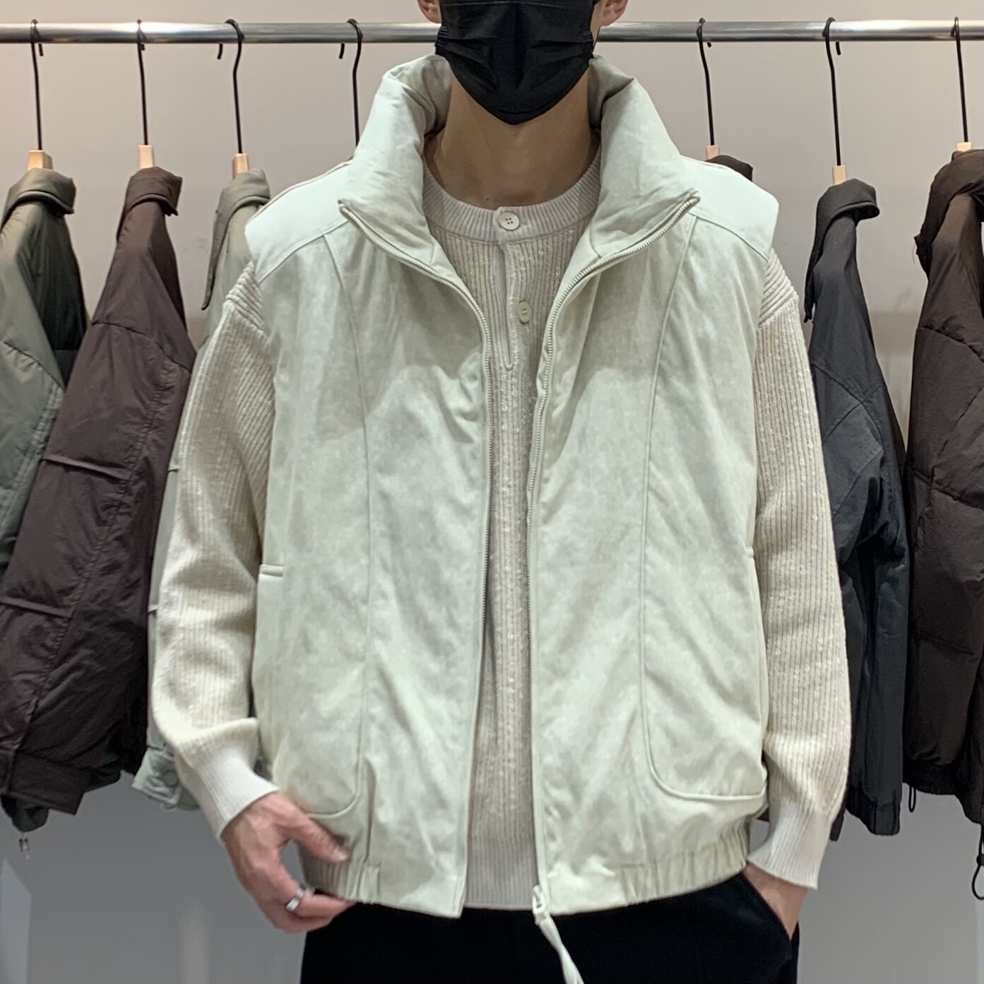 方辰式-冬季男士立领羽绒马甲百搭潮流美式时尚工装设计感羽绒服