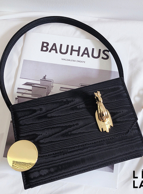 KrisXu设计师S O Re'em单肩腋下包镀24K金兽头手提包 特价不退换