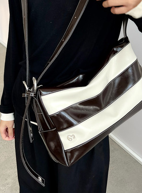 the pleasure molecule牛皮解压包松弛感大包通勤简约大容量tpm