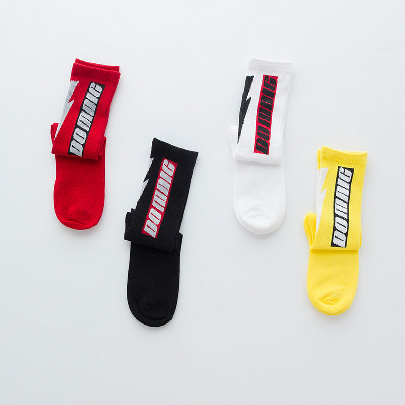 精灵俐俐儿童演出服配饰男童女童舞蹈中筒袜嘻哈街舞表演长筒袜子在类目 童装/婴儿装/亲子装, 儿童袜子(0-16岁)中 - 来自Buy2taobao.com提供专业的淘宝代购服务