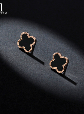 黑色四叶草耳钉女18k镀玫瑰金2025新款潮小巧气质韩国钛钢小耳环