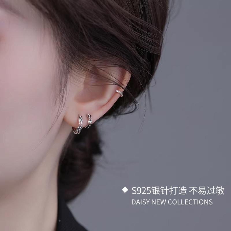 925银针双层莫比乌斯环养耳洞耳环女小众设计独特耳圈男素圈耳饰