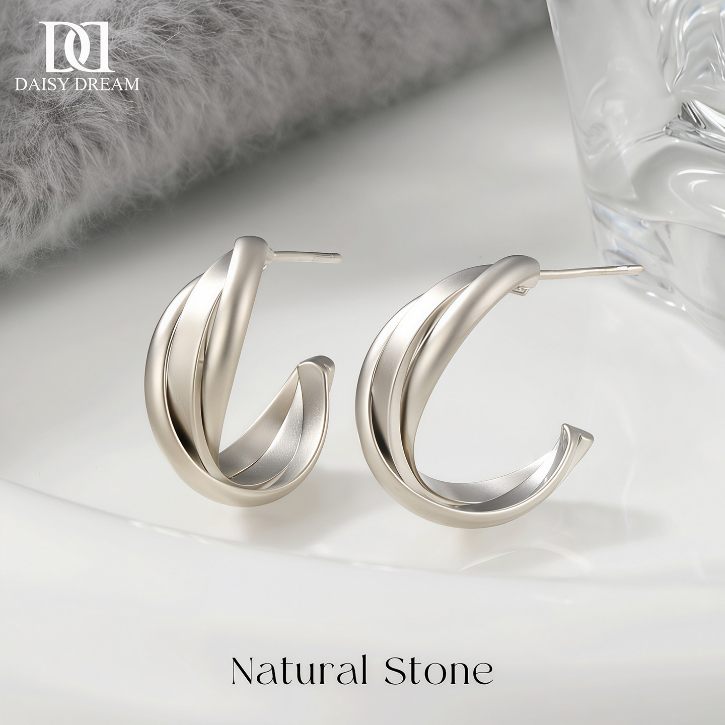 复古999银针交叉线条耳环女小众设计高级感气质几何磨砂耳钉耳饰,饰品/流行首饰/时尚饰品新,耳环,淘宝优惠券,粉丝福利购,淘宝优惠卷