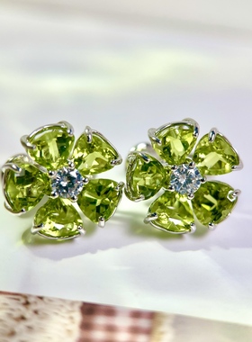 星赞轻奢珠宝S925银镶约7.47克拉天然橄榄石花花耳钉高级简约风