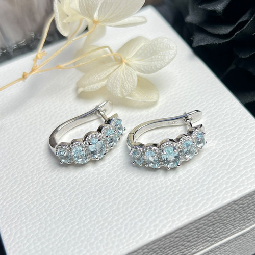 星赞轻奢珠宝925银镶嵌约1.95克拉天然海蓝宝椭圆形切割耳钉耳环