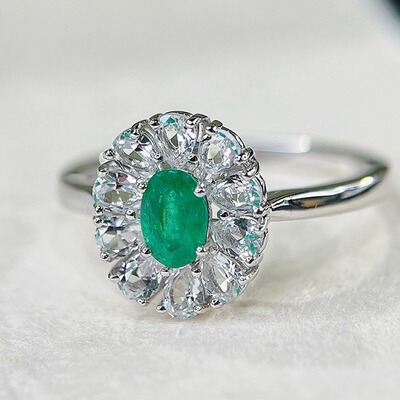 星赞轻奢珠宝S925银约0.44克拉天然椭圆祖母绿戒指复古优雅贵气感