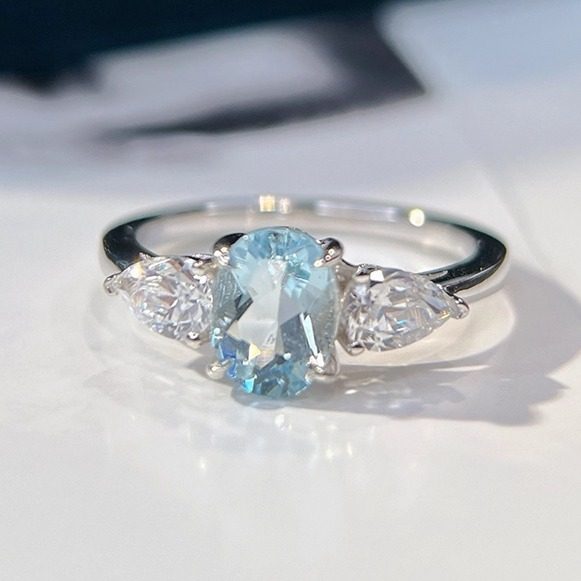 星赞轻奢珠宝S925银镶约1.07克拉天然椭圆海蓝宝戒指简约清新百搭,珠宝/钻石/翡翠,手饰,淘宝优惠券,粉丝福利购,淘宝优惠卷