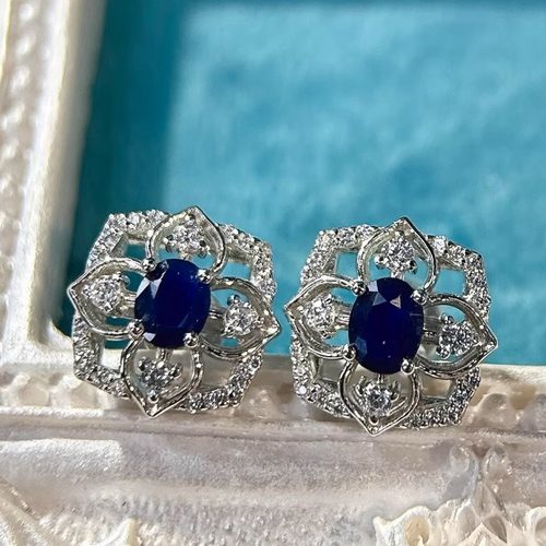 星赞轻奢珠宝925银约0.92克拉天然蓝宝石椭圆形切割精致围镶耳钉