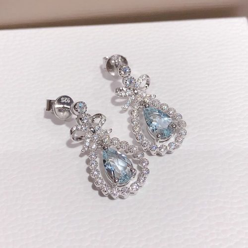 星赞轻奢珠宝925银镶约1.45克拉天然海蓝宝水滴形切割蝴蝶结耳钉