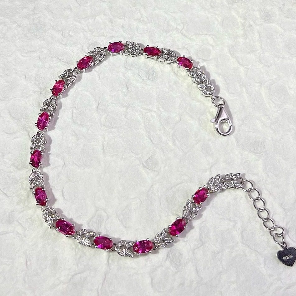 星赞S925纯银镀金约3.49克拉天然红宝石椭圆形切割麦穗手链轻奢